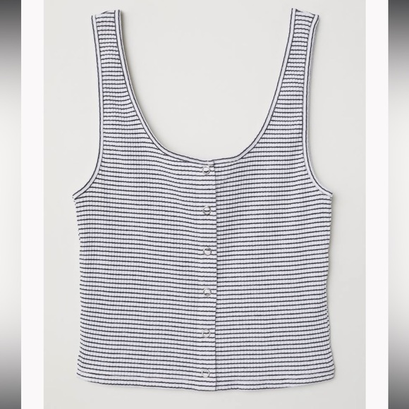 H&M Tops - H&M Divided Crop Tank Top with Snap Fasteners